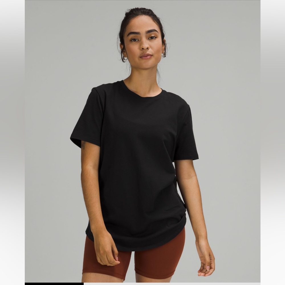 NWT Lululemon Love Curved-Hem Crewneck T-Shirt size 8.